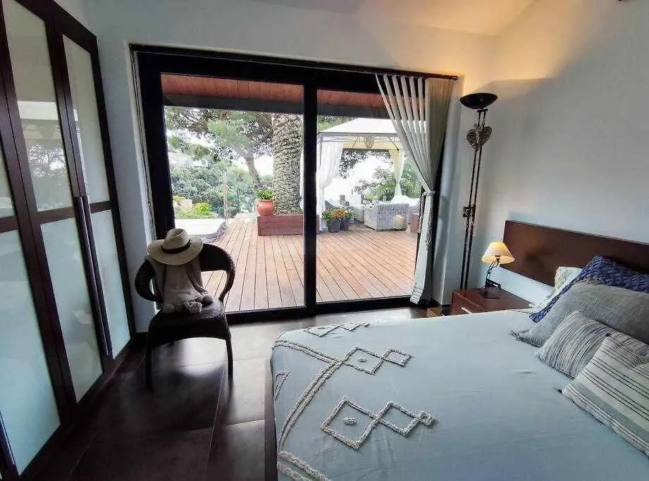 Villa Primera Linea Piscina Jacuzzi Y Playa Privada Tossa de Mar Spagna